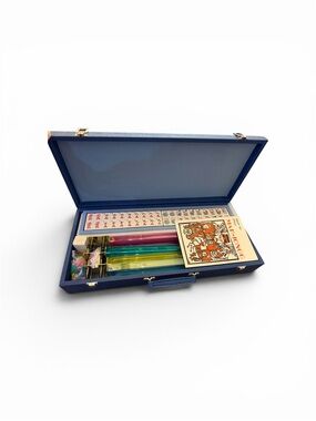 Mahjong Set with White Tiles and Navy Case